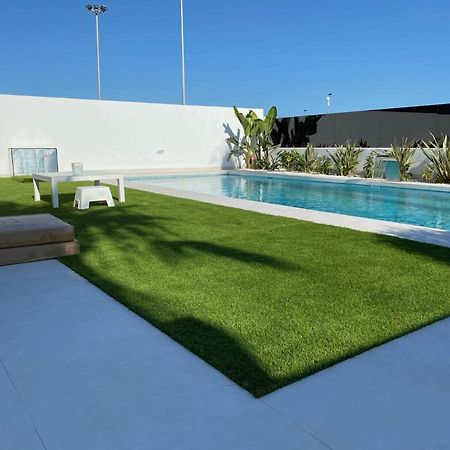 Villa Floralize Santiago De La Ribera Luaran gambar